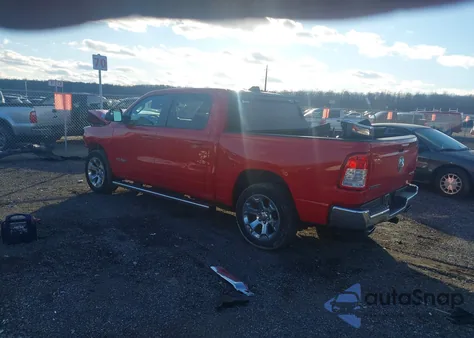 2021 Ram 1500 Big Horn 4X4 5'7 Box из США, поврежденный, VIN 1C6SRFFT4MN829981